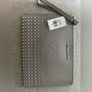 michael kors large pouch